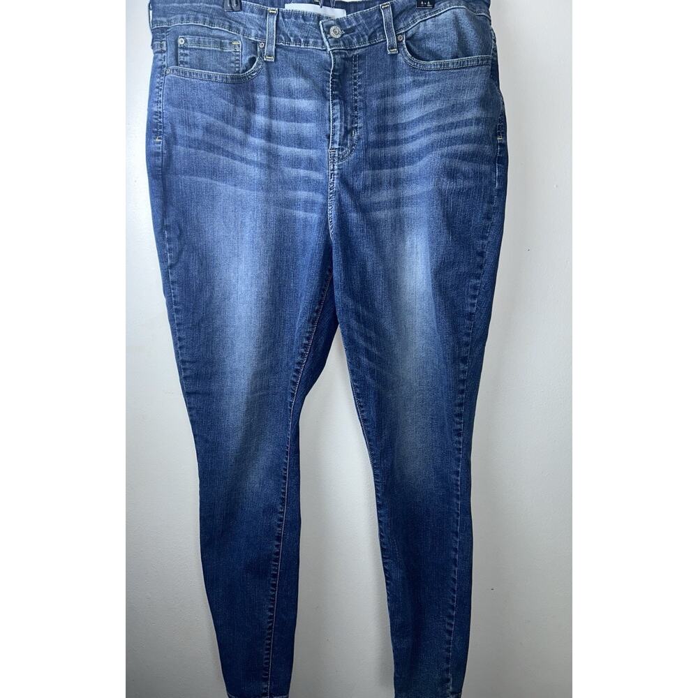 Levi’s Signature Gold Women’s Skinny Jeans 14S / W32 L28 Mid Rise Stretch